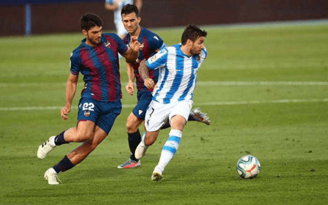 皇家社会客场取胜，继续引人注目