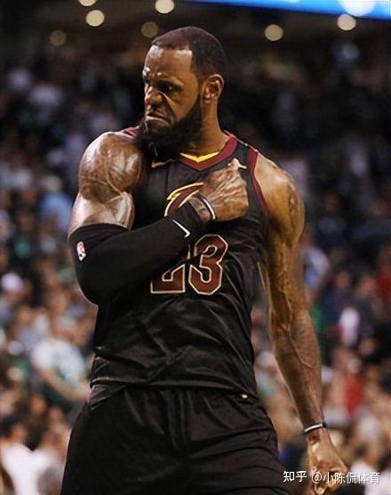 篮球比赛持续激烈，全球关注