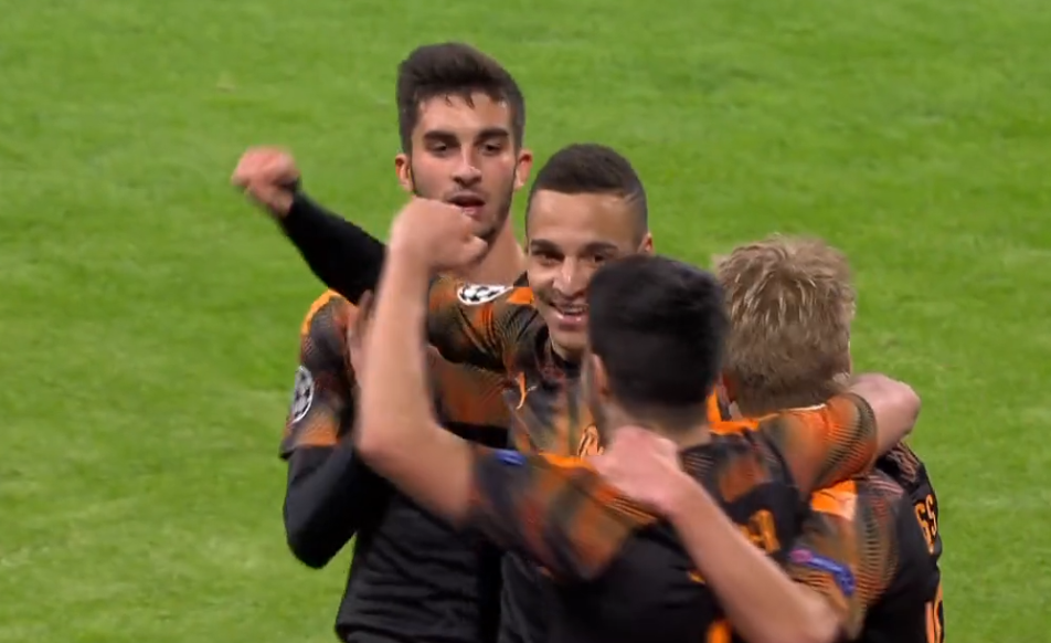 瓦伦西亚再次尴尬出局,无缘晋级 瓦伦西亚再次尴尬出局,无缘晋级