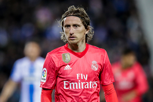 丹麦逆转勒沃库森，莫德里奇状态火热