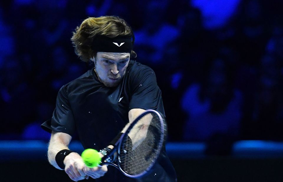 法网逆转ATP总决赛,梅德韦杰夫关键制胜的简单介绍 法网逆转ATP总决赛,梅德韦杰夫关键制胜的简单介绍