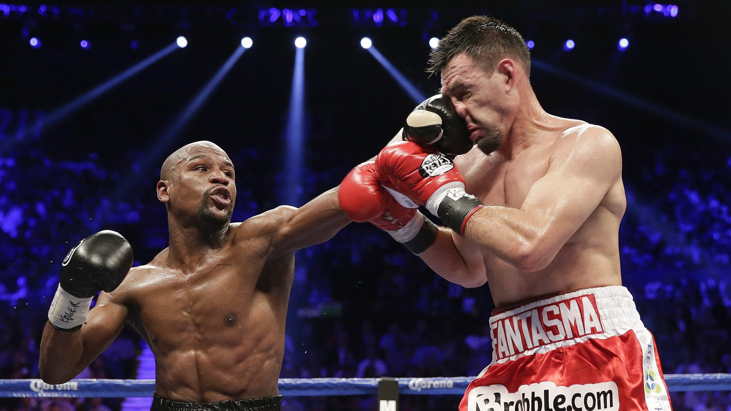 开云体育直播-西决生死战之夜，迪亚斯扛起全队