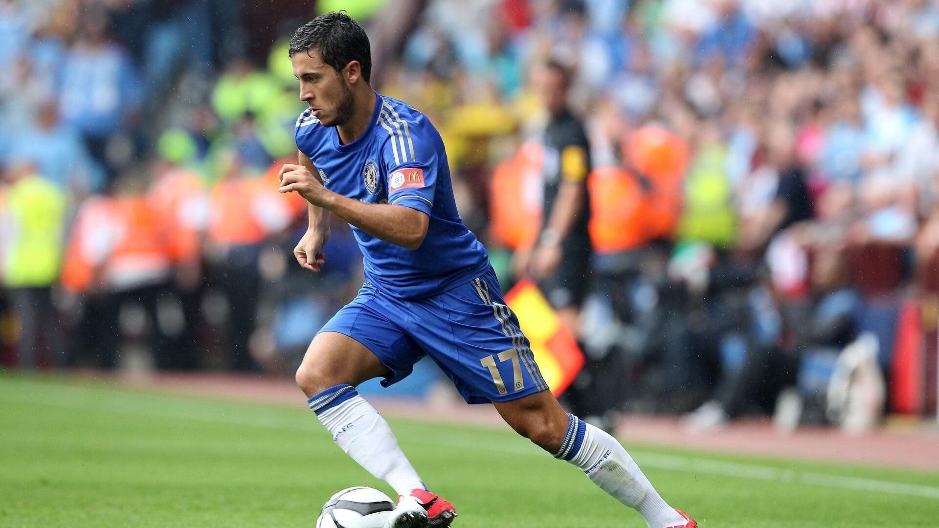 恩佐高光表现照亮新星之路，卡塔尔击败西班牙预示足坛格局变迁